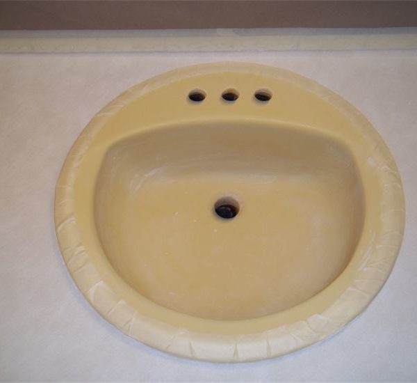 Sink Repair and Resurface - BEFORE in Oak Park, IL