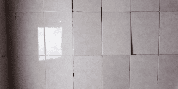 Tile Restoration in Chicago: Can You Really Repair a Cracked Tile?
